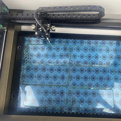 40w Daqin Co2 waterkoeling lasersnijmachine voor mobiele schermbeschermer