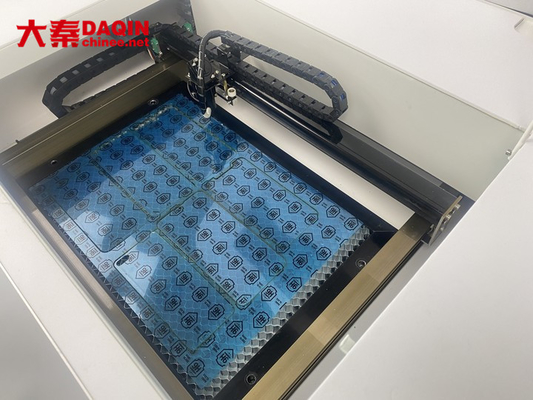 Co2-van de het Schermbeschermer van het Laser Mobiele Glas 40w de Snijdersmachine Daqin