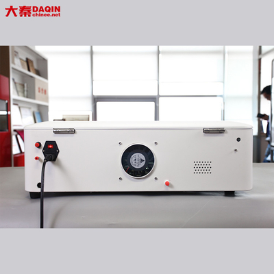 Van de het Schermbeschermer van het Daqin Nano Aangemaakte Glas de Lasersnijmachine 50W met Gravure