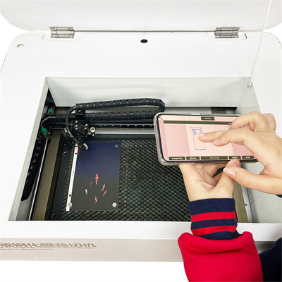 Daqin Mobile Tempered Glass Screen Protector Laser Snijmachine voor het laatste snijden die en grafische gegevens