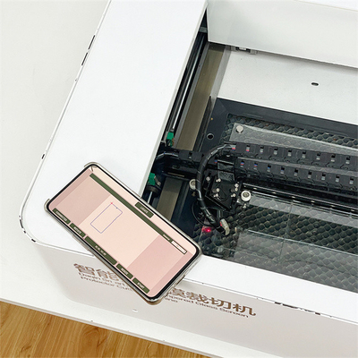 Gewarmde glazen schermbeschermingsfilm Die Intelligente schermbeschermer Laser Cutter Snijmachine Voor Mobiele Telefoon