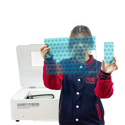 Gewarmde glazen schermbeschermingsfilm Die Intelligente schermbeschermer Laser Cutter Snijmachine Voor Mobiele Telefoon