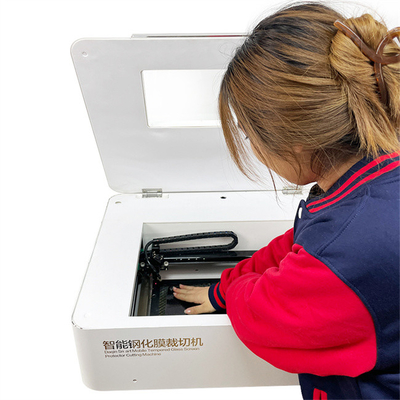 Daqin Screen Protector Laser Snijmachine met snijprecisie 0.01mm voor snelle en nauwkeurige productie