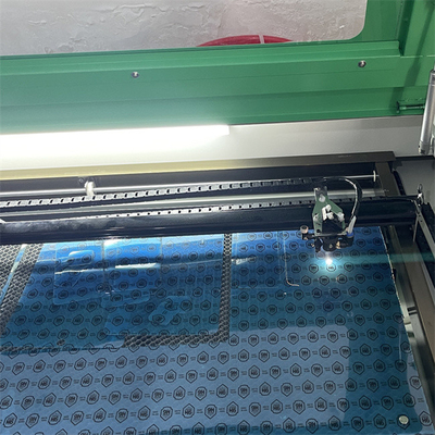DAQIN 40x100cm CO2 Laser Tube Gravure And Cutting Machine Hoge nauwkeurigheid