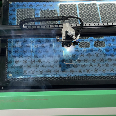 Daqin Big Size Mobile Accessoires CO2 Mobile Tempered Glass Laser Snijmachine