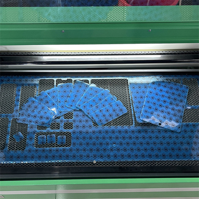 Daqin 1300W mobiele telefoon gehard glas schermbeschermer Laser snijmachine fabrikant