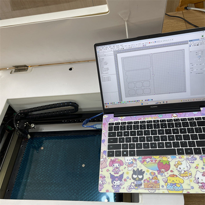 Daqin mobiele telefoon 3D gehard glas schermbeschermer laser snijmachine met constante updates