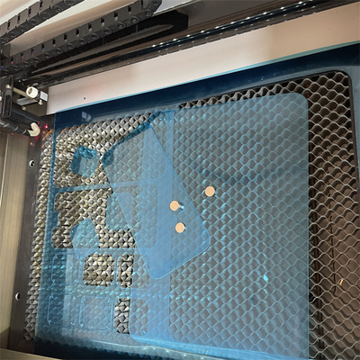 Professionele schermbeschermer laser snijmachine voor mobiele telefoon met custom design software